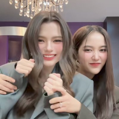 FreengelBB's profile picture. Here to support the two most beautiful souls and my fav human beings #Freenbecky I'm a #Girlfreen #beckysangels My heart beats for their love :) FB FanFics 👇🏻