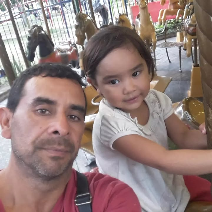 Bonaerense, futbolero, peronista. Defiendo el futuro de mi familia