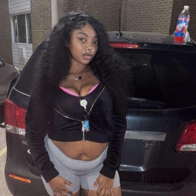 pretty thick bitch 💕😩cant be fw 💕let’s have some fun 💰🧐 yes I do meets if u not deposit ready don’t text me💕😘if u not spending no money DONT TEXT ME