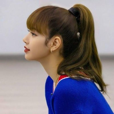 Naashi0101's profile picture. K-POP FAN 🇰🇷🇰🇷🇰🇷❤️❤️❤️