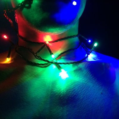 deliunic's profile picture. навязчивые мысли с доставкой в никуда. и те на складе перепутали