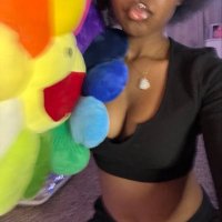 terri 🌹 (@buyfromterri) 's Twitter Profile