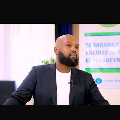 Member of Stockholm City Council and Member of Regional Council of Stockholm, Sweden. Vänsterpartiet (Left Party) #Muslim##Law#Arsenal#🇸🇴🇸🇪Puntlander