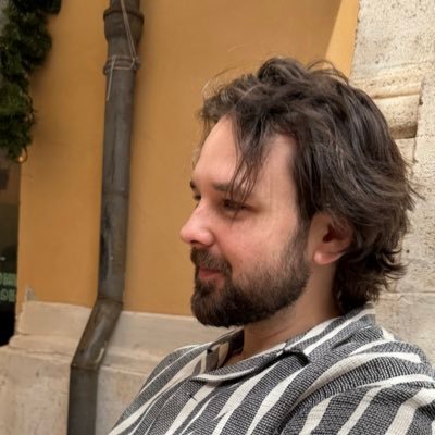 PhD student @ ETH Zurich (biophysics/plasmonics), floor guy, guy ritchie stan, Eragon (2006) truther