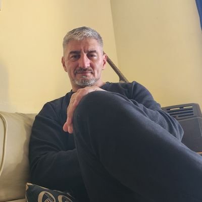 4200393f78b64c2's profile picture. 