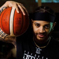 TB (@traytb1) 's Twitter Profile