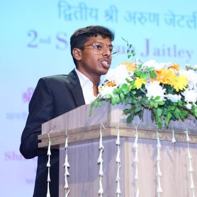 Shri Ram College of Commerce (SRCC), Delhi University' 26/27
Central Hindu Boys School (CHS~BHU), Varanasi' 2021-2023
Live life to serve...
ā£ļøšā£ļø