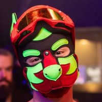 Neon (@neonbutcaged) 's Twitter Profile