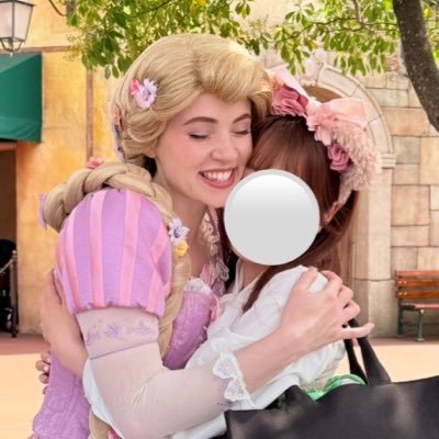 rpzel_'s profile picture. Disney Account🐭🏰｜'04 🚺｜Canon R6M2 📷TDR｜HKDL🇭🇰｜hotel 🍽️｜on CLASSIC & on ICE  転載 ×