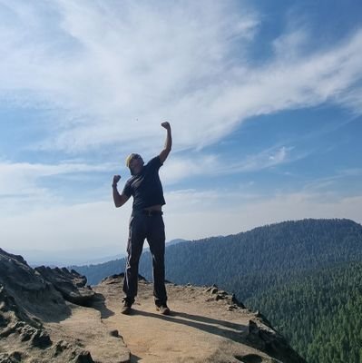 Iamnachitto's profile picture. “La vida es corta, rompe reglas, perdona rápido, ama de verdad, ríete sin control y nunca dejes de sonreír, por más extraño que sea el motivo”