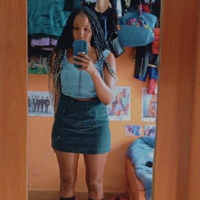 kiaznjeri's profile picture. 