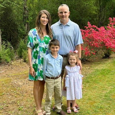 Husband. Dad to Ridge & Collins. Football Coach