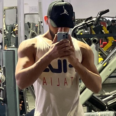 nottyahyaa's profile picture. مش كريسبي