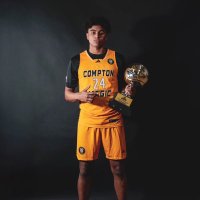 Kade Snyder (@kadesnyder24) 's Twitter Profile