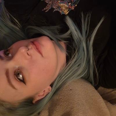 Recueil de mon âme torturée.
@/serfina_tattoo
https://t.co/3KG7NlSWfq