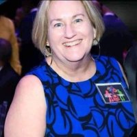 Julie Leach (@leach_julie416) 's Twitter Profile