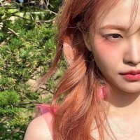 maki (@renessnce) 's Twitter Profile