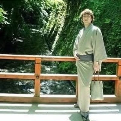 TakemuraKsk's profile picture. 和に遊ぶ！竹ノ輪主宰。オフィスは半蔵門。初代吉田玉男、二代目中村又五郎、十八代目中村勘三郎、十代目坂東三津五郎、十五代目片岡仁左衛門、古今亭文菊、三代目柏要二郎、玉川奈々福、桂吉坊、木ノ下裕一、八海山（日本酒）、郡上おどり、石徹白洋品店、長谷川彰良などが好み。