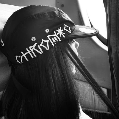 ananmartins_'s profile picture. they could describe everything with one single word...
you know, like:
depression (gnarly) 
anxiety (gnarly)
emotional dependence (gnarly)...