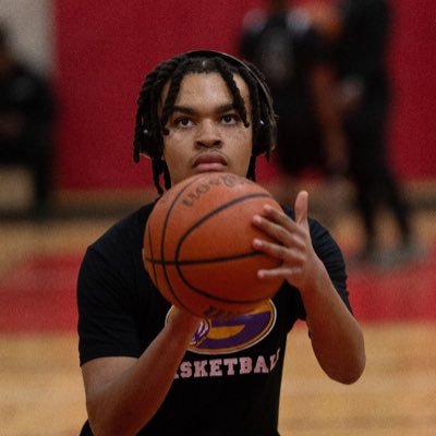 ceechasinn's profile picture. C/O 2029 | 6’0 Guard | Glenville High School | Email: clintfrier95@gmail.com |