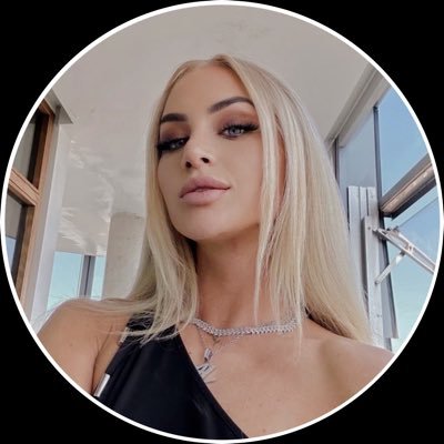 lusciousdamsel's profile picture. ⠀ ⠀ ⠀ ⠀⠀ ―୨୧⋆ ˚ honey, i rose up from the dead; ⠀ ⠀ ⠀ ⠀ ⠀ ⠀ ⠀⠀⠀⠀ ⠀⠀ i do it all the time ―୨୧⋆ ˚