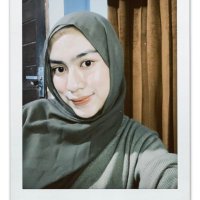 zeein (@uwieeww_) 's Twitter Profile