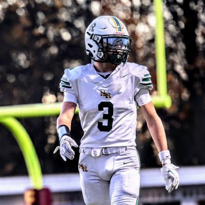 6’1.5” 190|| North Reading ‘26||3.62 GPA||Football Wr/DB||Football Captain|| Track 2x National Qualifier ||Email grbrady3@gmail.com|| 40⏰4.6|| Shuttle-4.22||