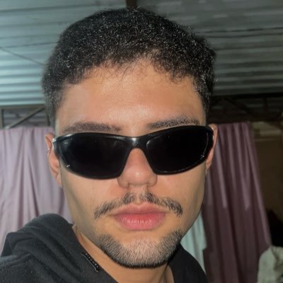 Osgustinho's profile picture. You don’t understand me, what the fuck do you mean?