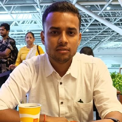 96 कुळी मराठा ।👊
भीत नाही अंधाराला, आभाळाची साथ आहे।
मोडेल पण वाकनार नाही, मराठ्यांची जात आहे।।💪