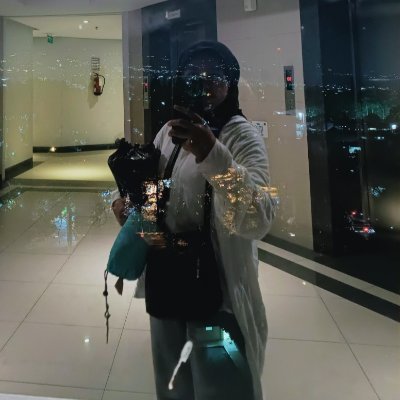 Hutry_Hamid's profile picture. koi ☺ || Pejalan .... 👣