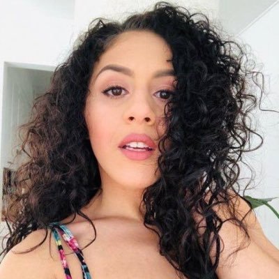 benedicta_myles's profile picture. single