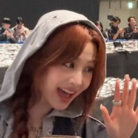 cereza met lsf (@chaewanniee) 's Twitter Profile Photo cereza met lsf (@chaewanniee) 's Twitter Profile Photo