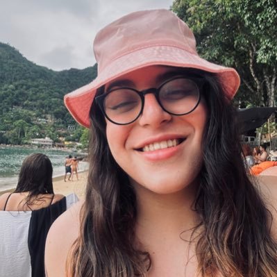 (ela/dela) RI 🌍🇵🇸 @ufabc | nosso mundo terá pão e poesia quando livrarmos a vida do capital | @faiscajuventude