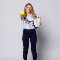 syd (@sydneyhunt2208) 's Twitter Profile