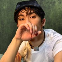 consu (@imrkyu) 's Twitter Profile