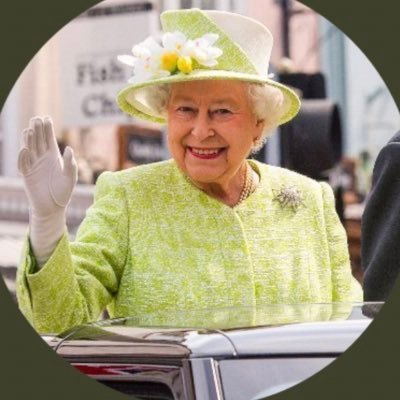 ElizabethL34305's profile picture. 