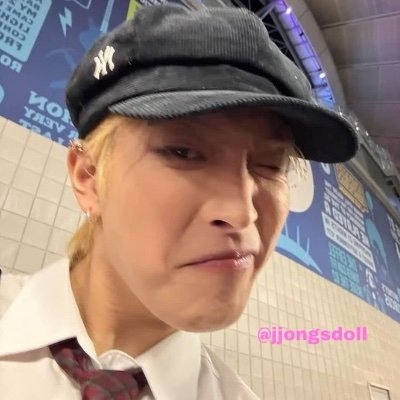 callmed0ri's profile picture. hellooo uhhh i'm dori... idk follow me on tiktok and insta @/hongjjanguzz and main on tiktok @/d.xbbyx