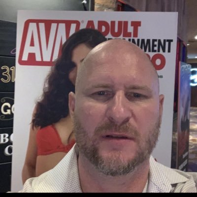 RyanStrokez's profile picture. Old account hacked