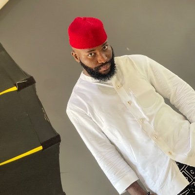 JoziDtailor's profile picture. 