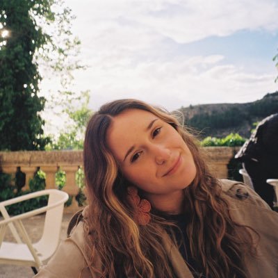 Jurista y politóloga @UAM_Madrid. Máster de Abogacía y Procura. Secretaria de LGTBI del @PSOECantabria y Secretaria de Igualdad del @psoesantander