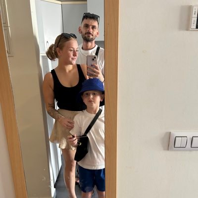 chrissyagnew18's profile picture. ⚽️🏁🥊