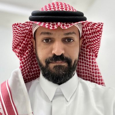 متداول متمركز بعيد مدى. عضو خبير لدى