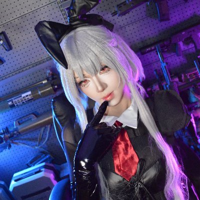 来自大酵母利亚的内外皆钢 | cosplay | 喜欢干练可爱的衣服 | 男 | 对象是@Humph_H |
Iron within,Iron without