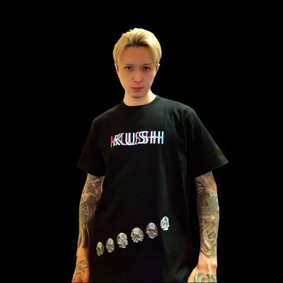 Intellectual Frenchcore & Reverse Bass Producer / DJ / linktree : https://t.co/P7Bk4cskRu / Twitch : https://t.co/6EIwfce90u /