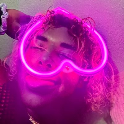 🔞😈😇 4️⃣2️⃣0️⃣ 23 ♒️ | Mixed Vers bottom chub down 4 WTV. Hmu let's make sum videos!! If you know me say wassup😜show so love FOLLOW, 🔄, LIKE!!!