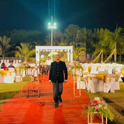 A proud Sanatani. Nationalist. India first. Don't believe in Secularism . Don't like liberals. ( MODI KA PARIVAR)
