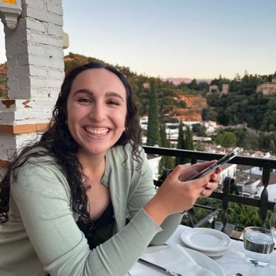 vicardenas__'s profile picture. currently @Google