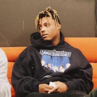 avis (@aviseqq) 's Twitter Profile