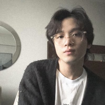 kania60547789's profile picture. Selling and buying account~