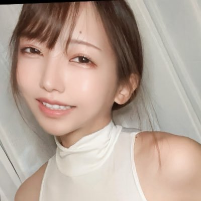 新米母乳ママ🤱💞160cm、趣味は映画とゲーム🎮家事育児のスキマ時間に、こっそり投稿。甘やかすのが得意です💫 内緒のファンクラブを始めました。サブ垢▶︎@sizuku_chan00